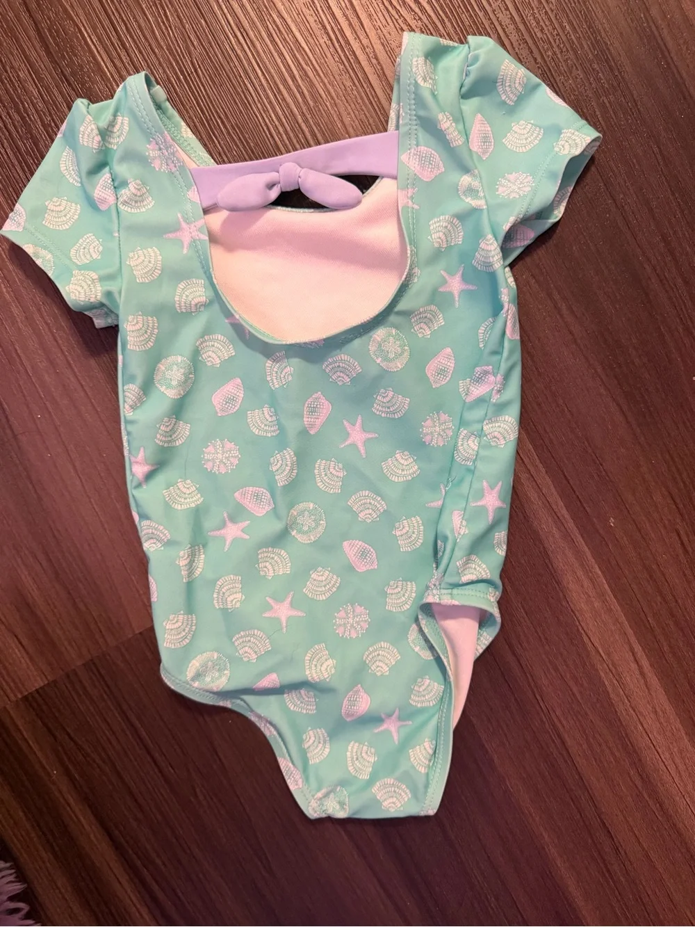 OshKosh B'gosh Mint Green Seashell One-Piece Bodysuit